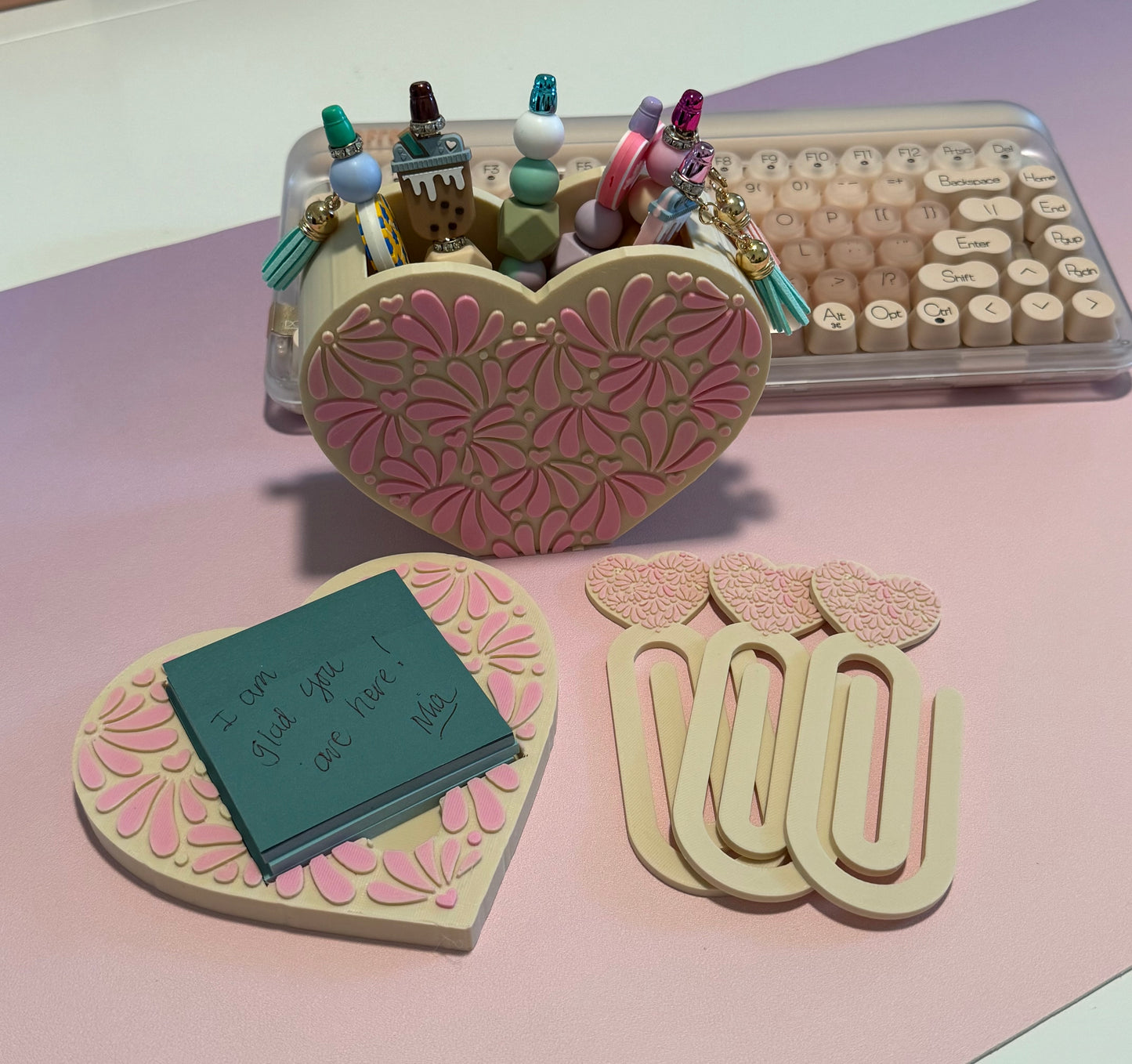 The Girlie Desk Collection #1